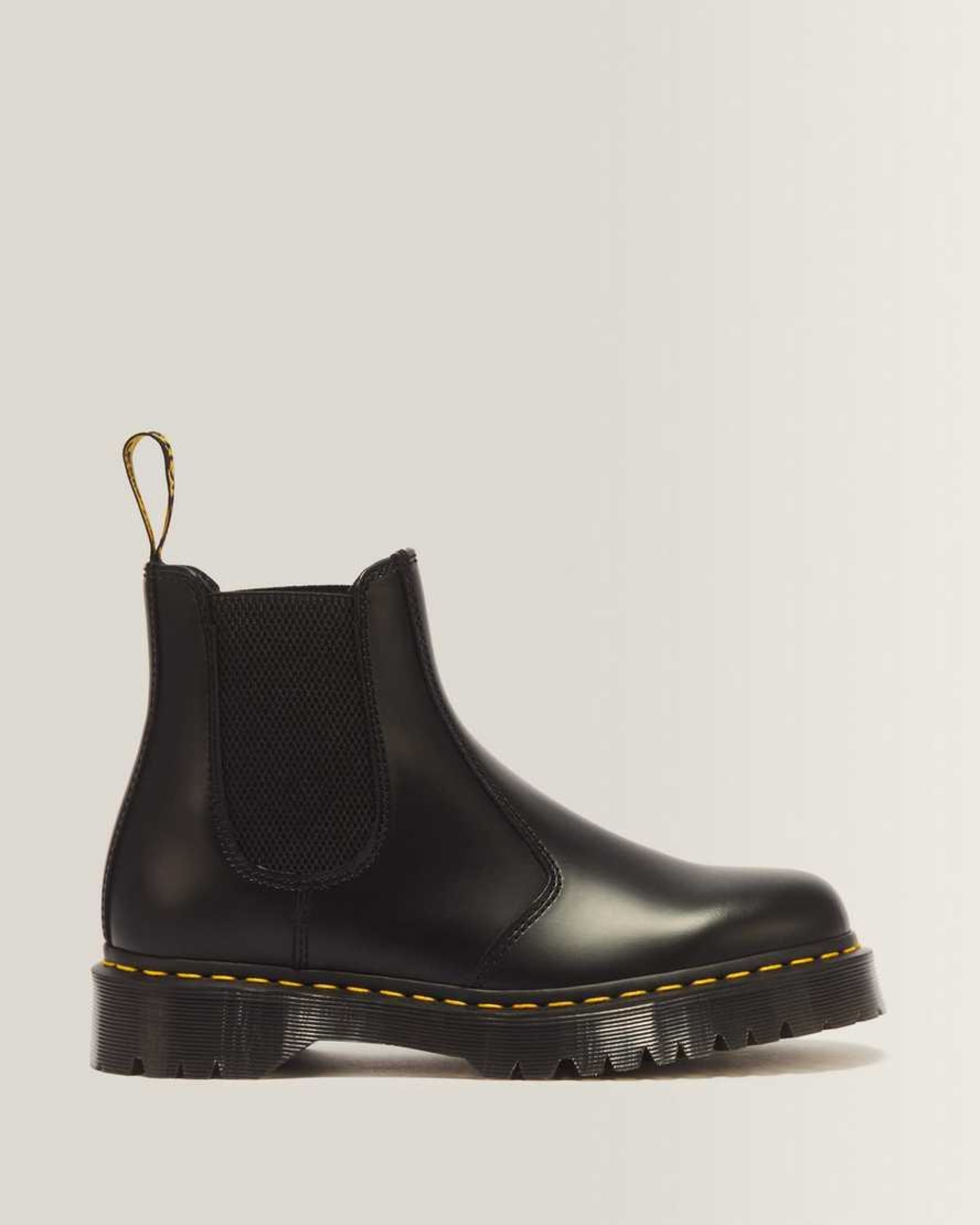 2976 Bex Smooth Leather Chelsea Boots | Dr. Martens ReWair